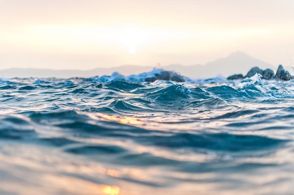 Quelle eau boire après 50 ans ?